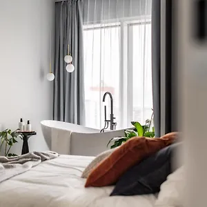 https://choya-apartments.poznan-hotels.com